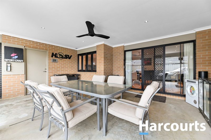 Photo - 5 Monmouth Road, Cranbourne East VIC 3977 - Image 16