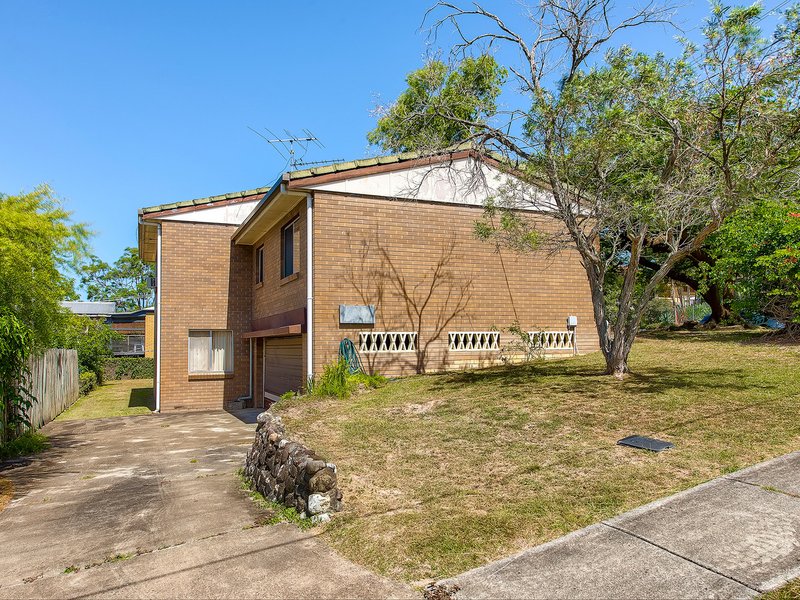 Photo - 5 Montclair Street, Aspley QLD 4034 - Image 12