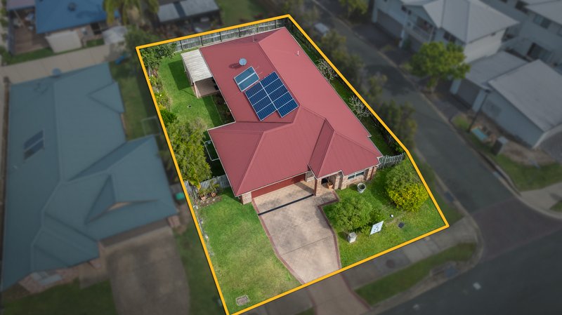 Photo - 5 Moonie Drive, Coomera QLD 4209 - Image 2