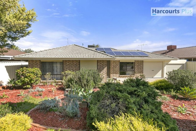 Photo - 5 Moor Crescent, Hallett Cove SA 5158 - Image 2