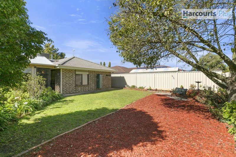 Photo - 5 Moor Crescent, Hallett Cove SA 5158 - Image 12