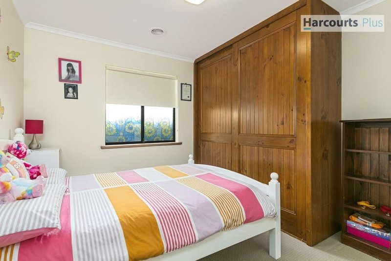 Photo - 5 Moor Crescent, Hallett Cove SA 5158 - Image 16