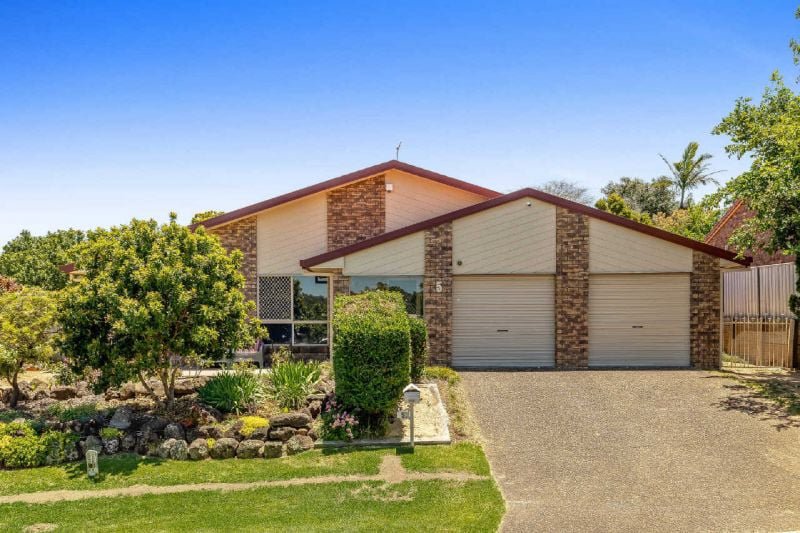 5 Moore Crescent, Wilsonton QLD 4350