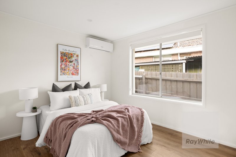 Photo - 5 Moreton Crescent, Bundoora VIC 3083 - Image 10