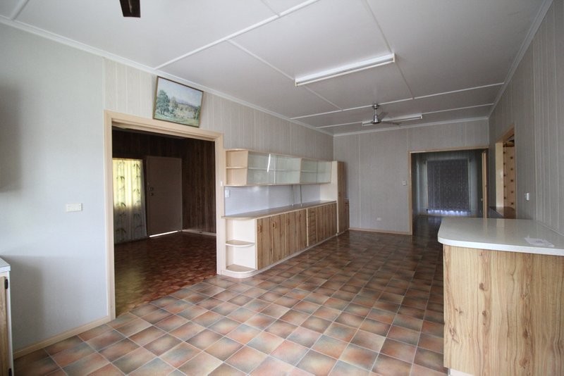 Photo - 5 Moretti St , Ingham QLD 4850 - Image 5