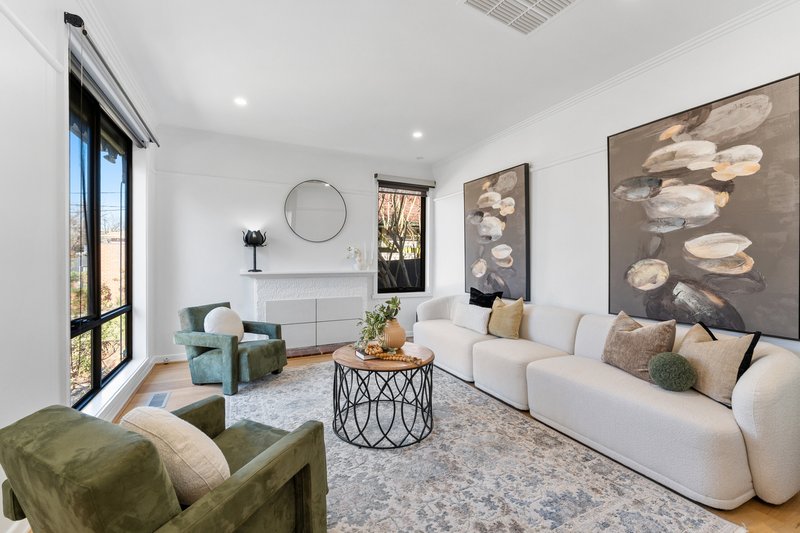 Photo - 5 Moritz Street, Box Hill South VIC 3128 - Image 2