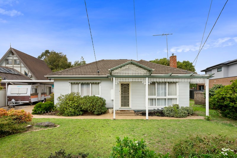 Photo - 5 Morley Crescent, Box Hill North VIC 3129 - Image 5