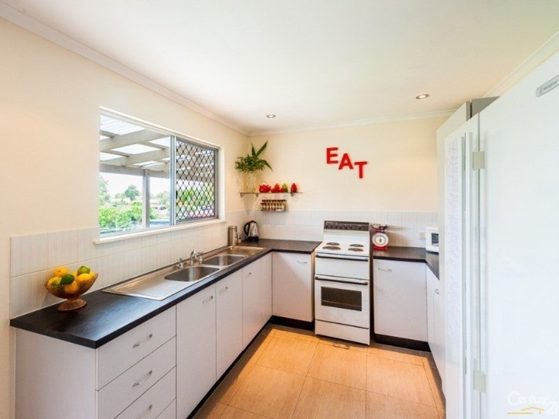 Photo - 5 Morobe Crescent, Bli Bli QLD 4560 - Image 3