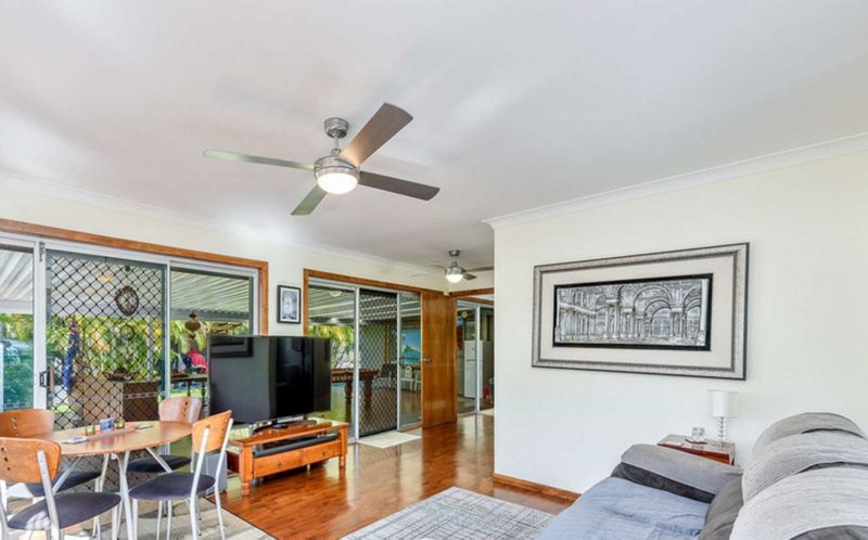 Photo - 5 Morwell Court, Helensvale QLD 4212 - Image 5