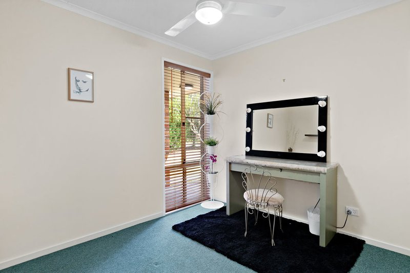 Photo - 5 Mossman Court, Murrumba Downs QLD 4503 - Image 11