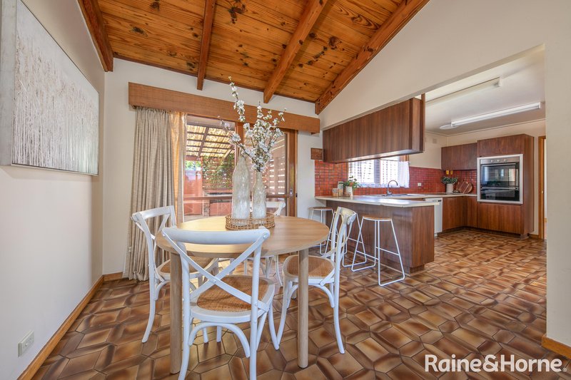 Photo - 5 Mount Gisborne Road, Gisborne VIC 3437 - Image 4