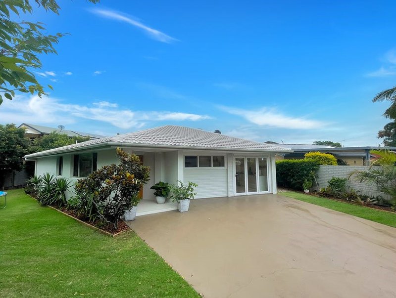 5 Mount Hagen Drive, Runaway Bay QLD 4216