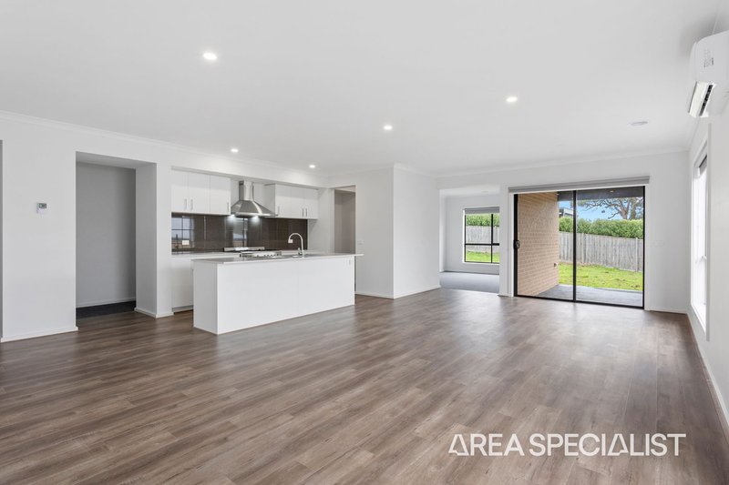 Photo - 5 Mountain Ash Drive, Korumburra VIC 3950 - Image 3