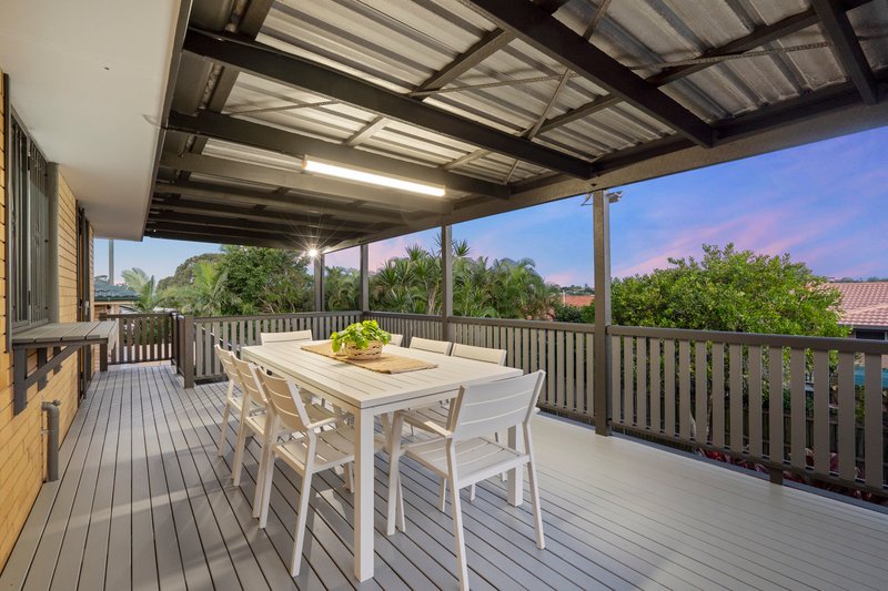 Photo - 5 Mourilyan Street, Mansfield QLD 4122 - Image 6