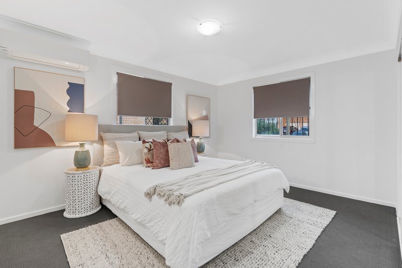 Photo - 5 Mourilyan Street, Mansfield QLD 4122 - Image 7