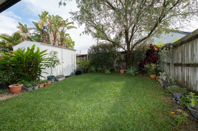 Photo - 5 Mowburra Place, Caloundra West QLD 4551 - Image 2