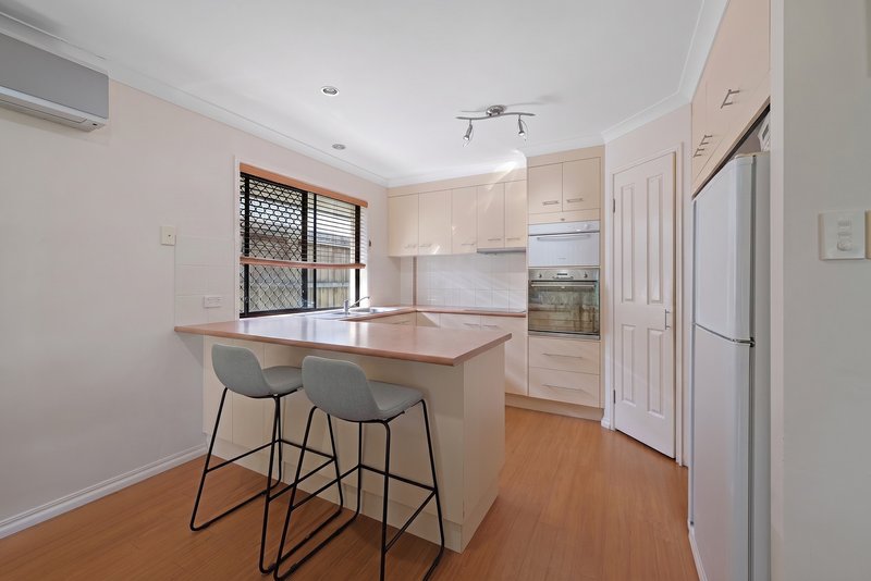 Photo - 5 Mowburra Place, Caloundra West QLD 4551 - Image 5