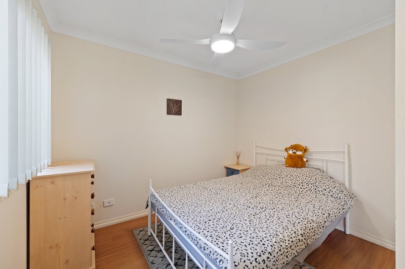 Photo - 5 Mowburra Place, Caloundra West QLD 4551 - Image 9