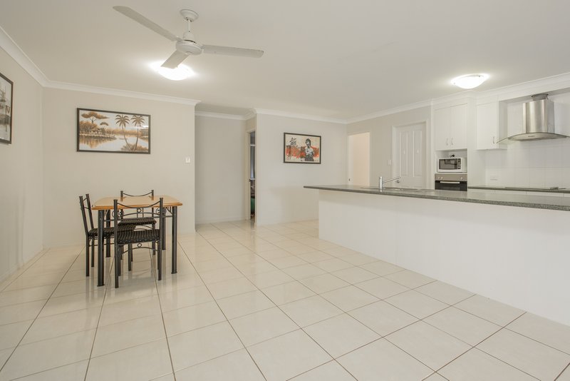 Photo - 5 Munroe Court, West Gladstone QLD 4680 - Image 5