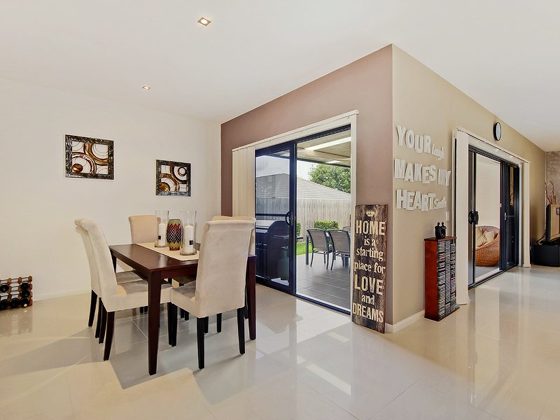 Photo - 5 Murrayfield Place, Merrimac QLD 4226 - Image 6
