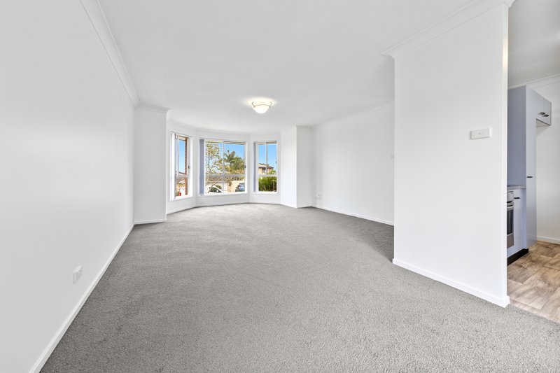 Photo - 5 Myee Place, Blue Haven NSW 2262 - Image 3