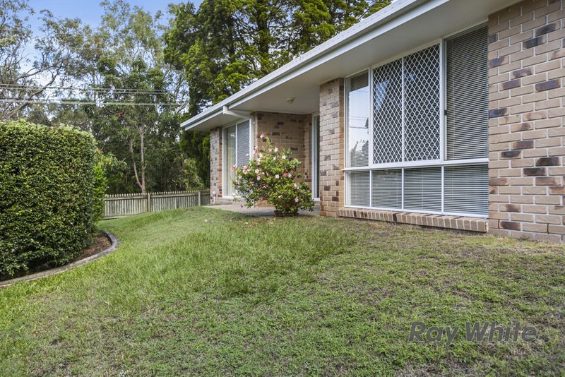 Photo - 5 Myora Crescent, Capalaba QLD 4157 - Image 3