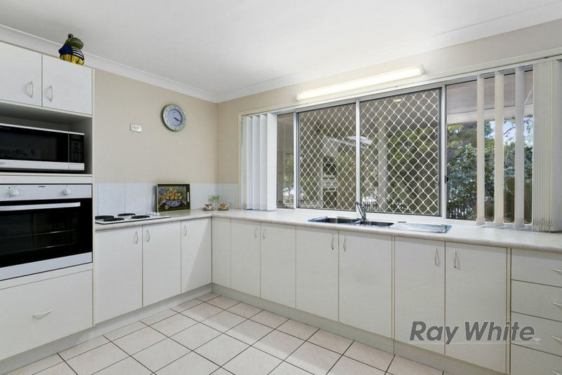 Photo - 5 Myora Crescent, Capalaba QLD 4157 - Image 7