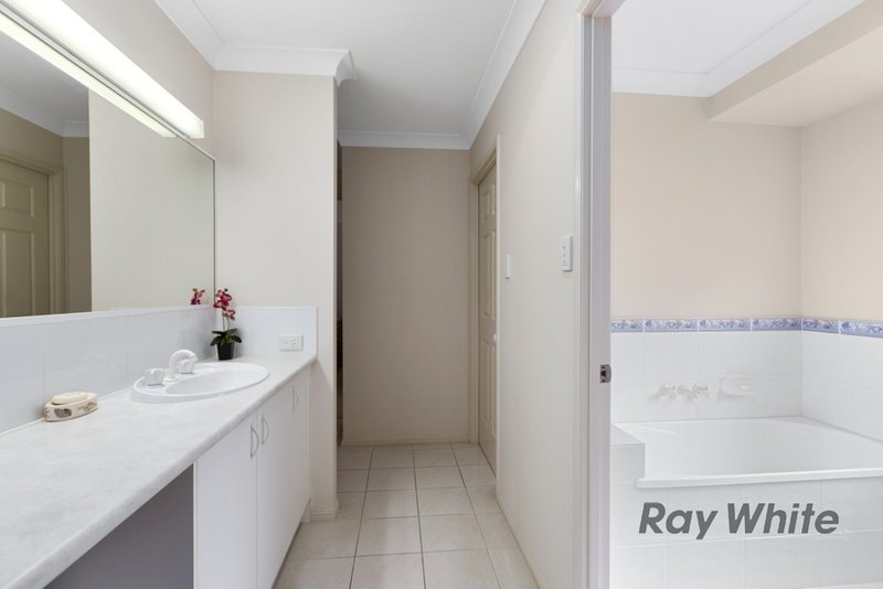 Photo - 5 Myora Crescent, Capalaba QLD 4157 - Image 8