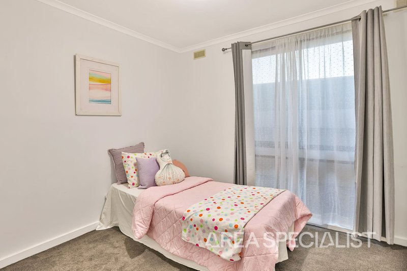 Photo - 5 Myrtle Court, Irymple VIC 3498 - Image 15