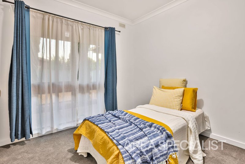 Photo - 5 Myrtle Court, Irymple VIC 3498 - Image 16