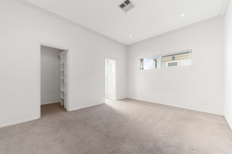 Photo - 5 Nagle Avenue, Maroubra NSW 2035 - Image 3