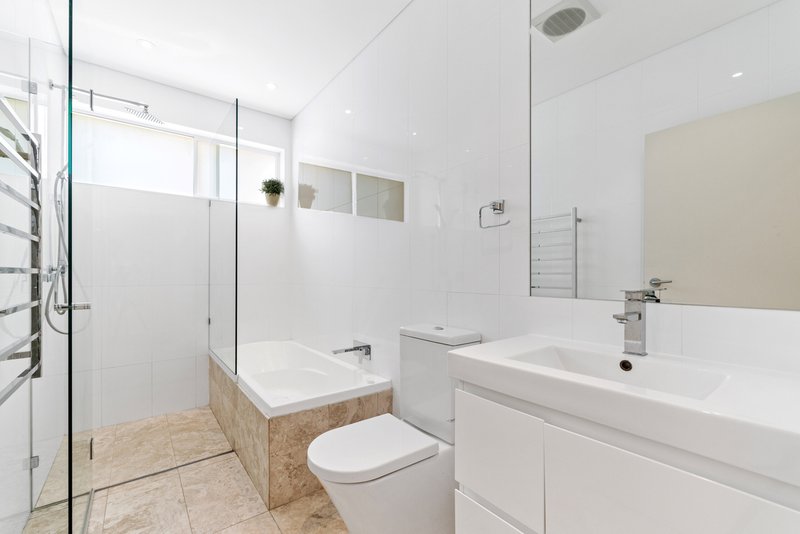 Photo - 5 Nagle Avenue, Maroubra NSW 2035 - Image 4