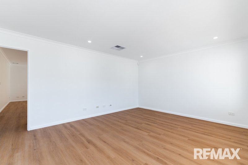 Photo - 5 Naismith Road, Tapping WA 6065 - Image 3