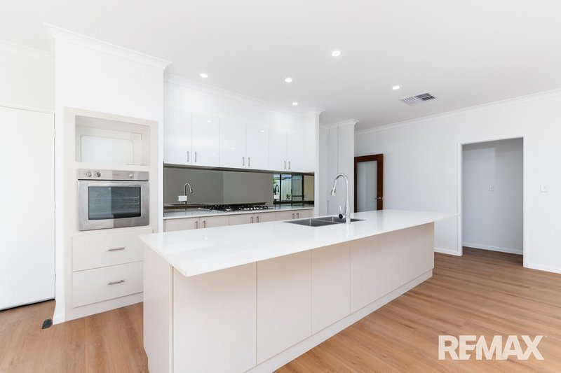 Photo - 5 Naismith Road, Tapping WA 6065 - Image 4