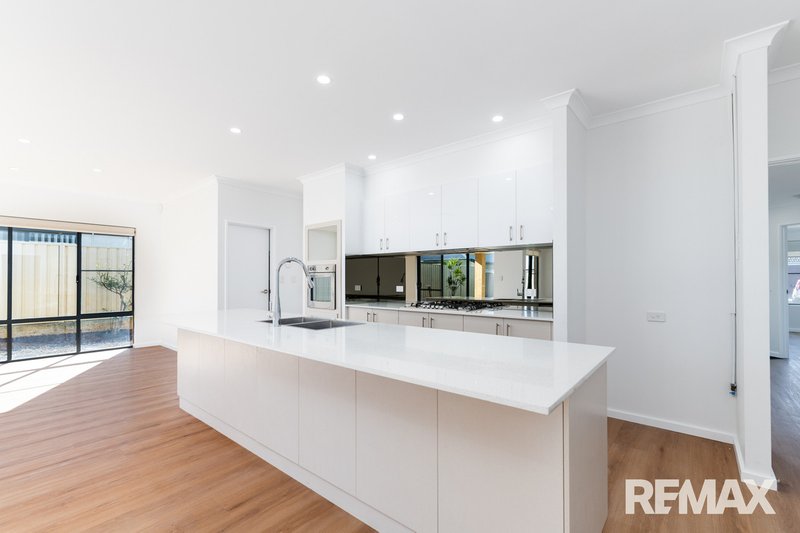 Photo - 5 Naismith Road, Tapping WA 6065 - Image 5