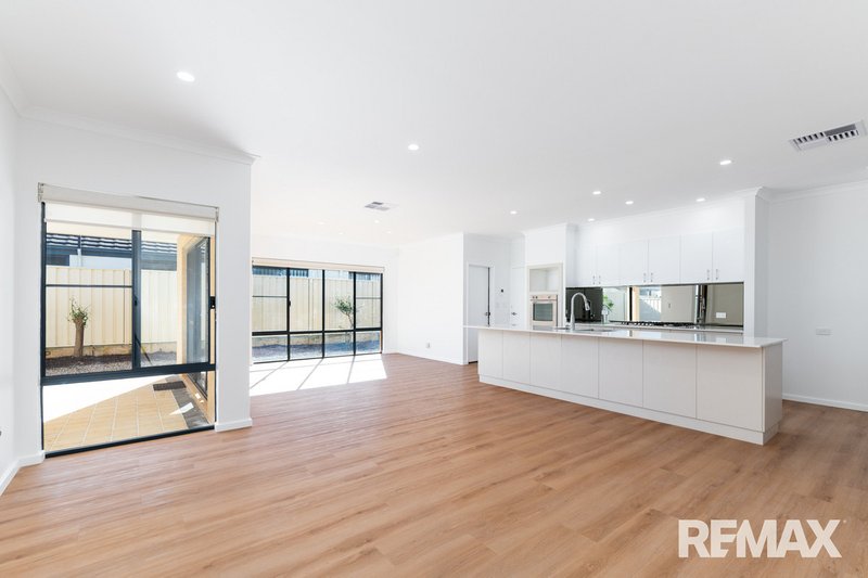 Photo - 5 Naismith Road, Tapping WA 6065 - Image 7