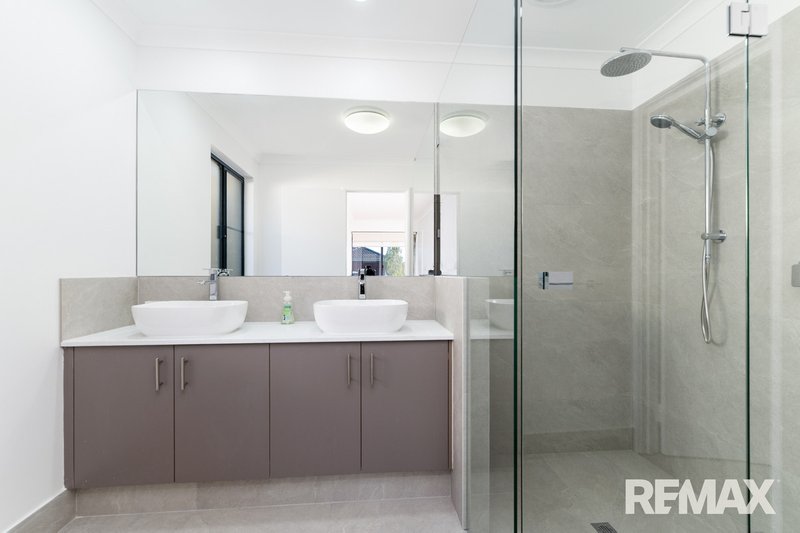 Photo - 5 Naismith Road, Tapping WA 6065 - Image 11