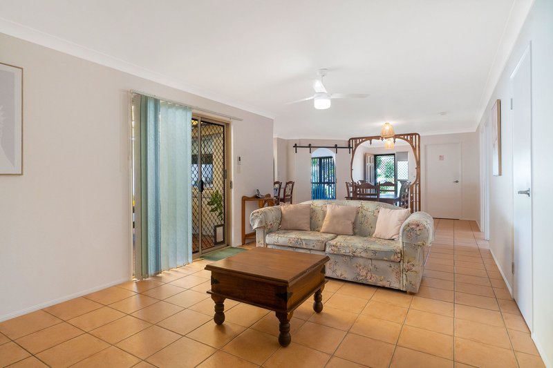 Photo - 5 Nambour Court, Deception Bay QLD 4508 - Image 4