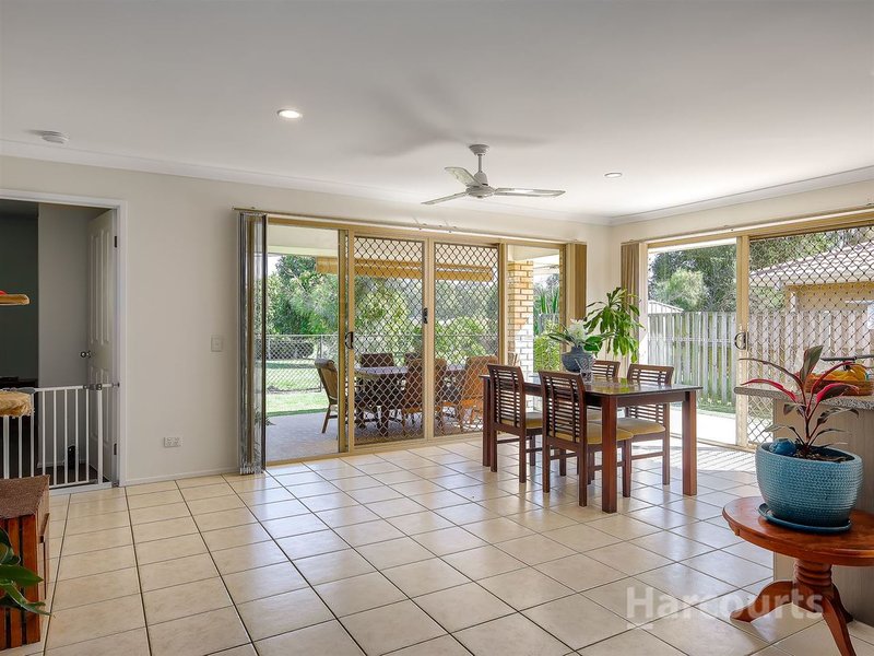 Photo - 5 Nancybell Court, Bellmere QLD 4510 - Image 4