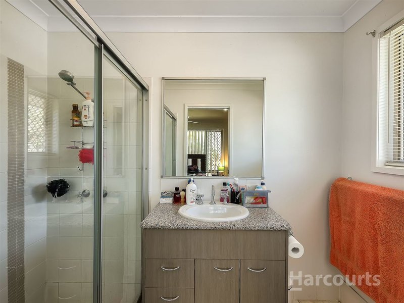 Photo - 5 Nancybell Court, Bellmere QLD 4510 - Image 7