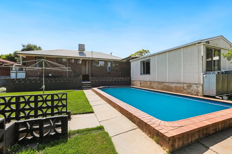 Photo - 5 Nanette Road, Valley View SA 5093 - Image 4