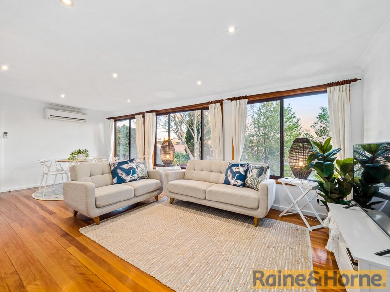 Photo - 5 Naomi Street North, Baulkham Hills NSW 2153 - Image 9