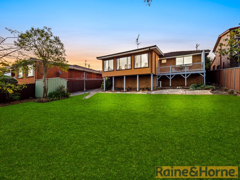 Photo - 5 Naomi Street North, Baulkham Hills NSW 2153 - Image 11