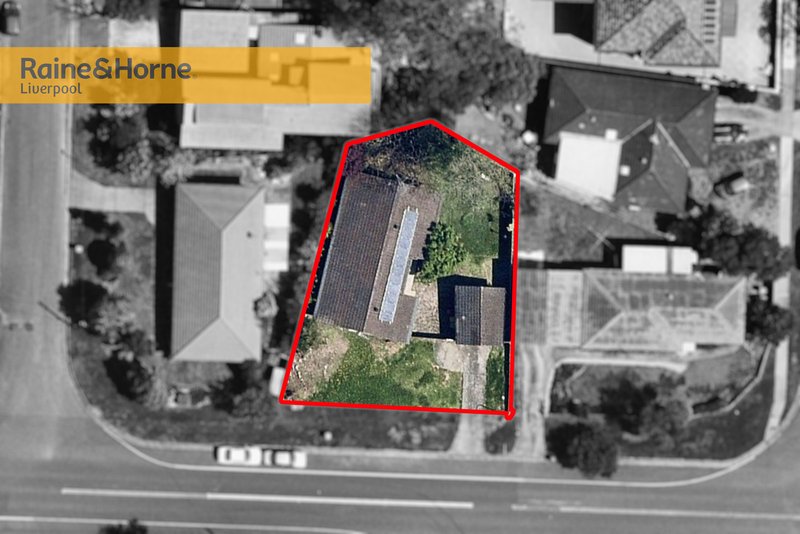Photo - 5 Napier Avenue, Lurnea NSW 2170 - Image 13