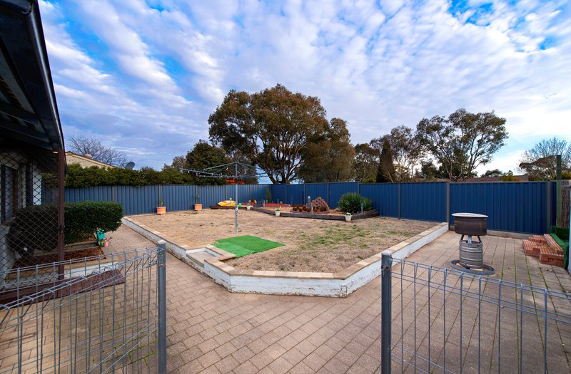 Photo - 5 Napthali Close, Charnwood ACT 2615 - Image 16