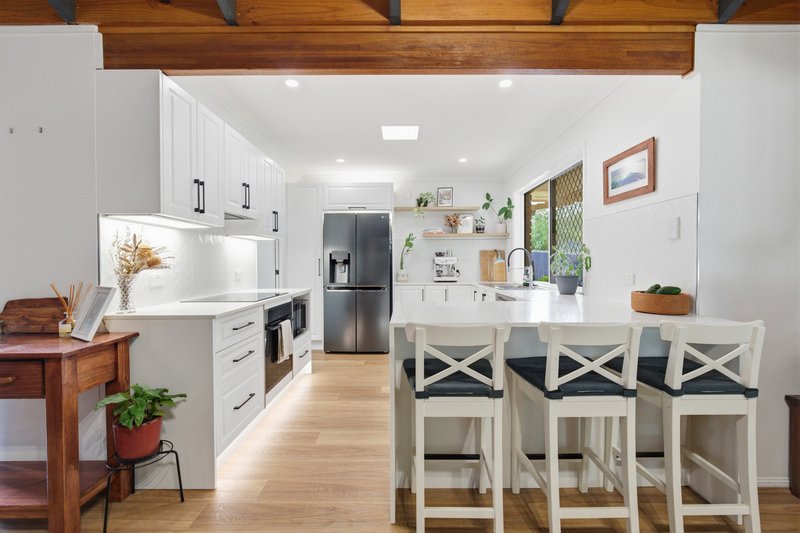 Photo - 5 Nardie Street, Eight Mile Plains QLD 4113 - Image 9