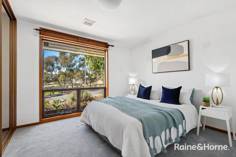 Photo - 5 Narida Street, Hallett Cove SA 5158 - Image 3