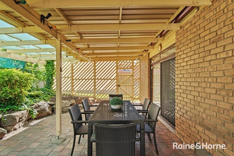 Photo - 5 Narida Street, Hallett Cove SA 5158 - Image 17