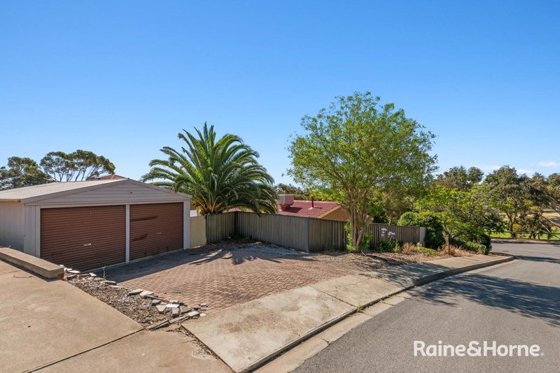 Photo - 5 Narida Street, Hallett Cove SA 5158 - Image 25