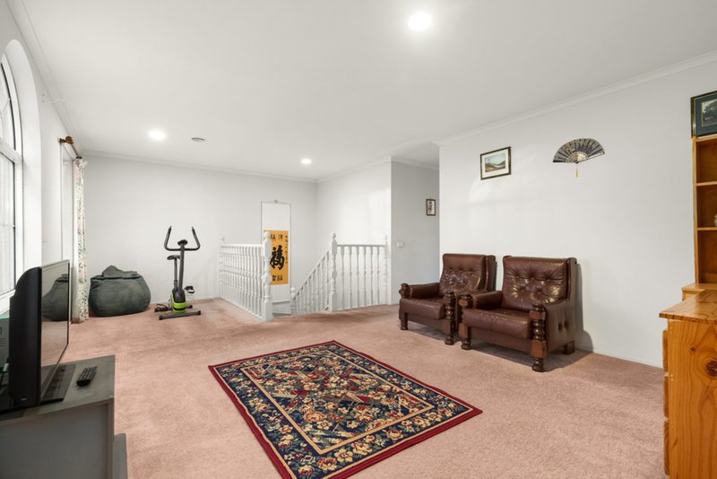 Photo - 5 Narmara Street, Burwood East VIC 3151 - Image 5